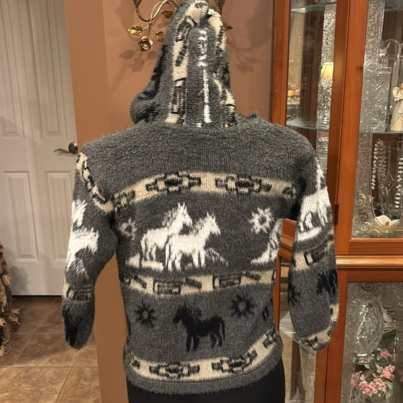 Horses Print Fuzzy Sweater Hooded Jacket - Picture 6 of 9